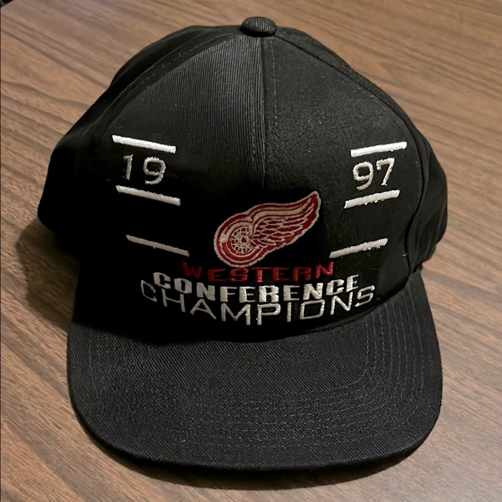Red Wings VINTAGE 1997 Western Conference Champions Hat